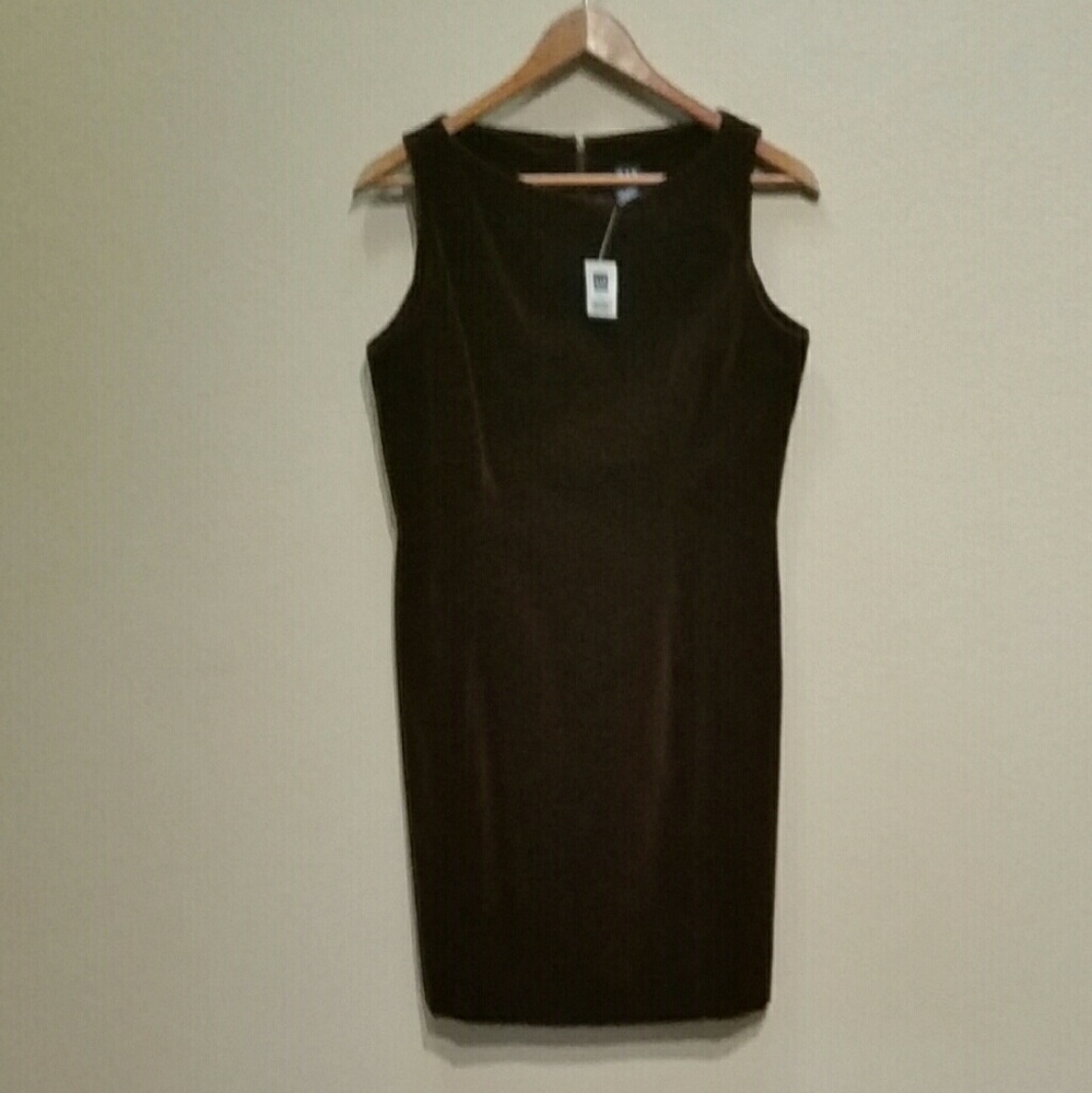 NWT GAP deep burgundy velvet sheath dress size 6